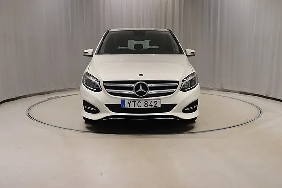 Mercedes-Benz B180 D 2018 photo 2