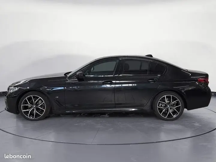 BMW 5 Series 2023 photo 4