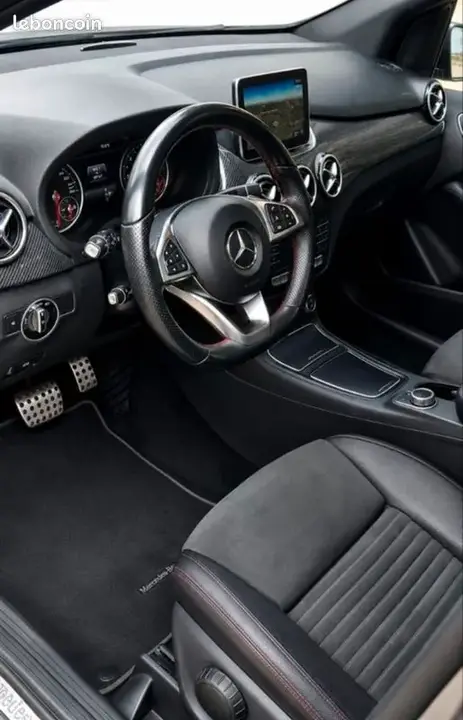 Mercedes-Benz B-Class 2016 photo 3