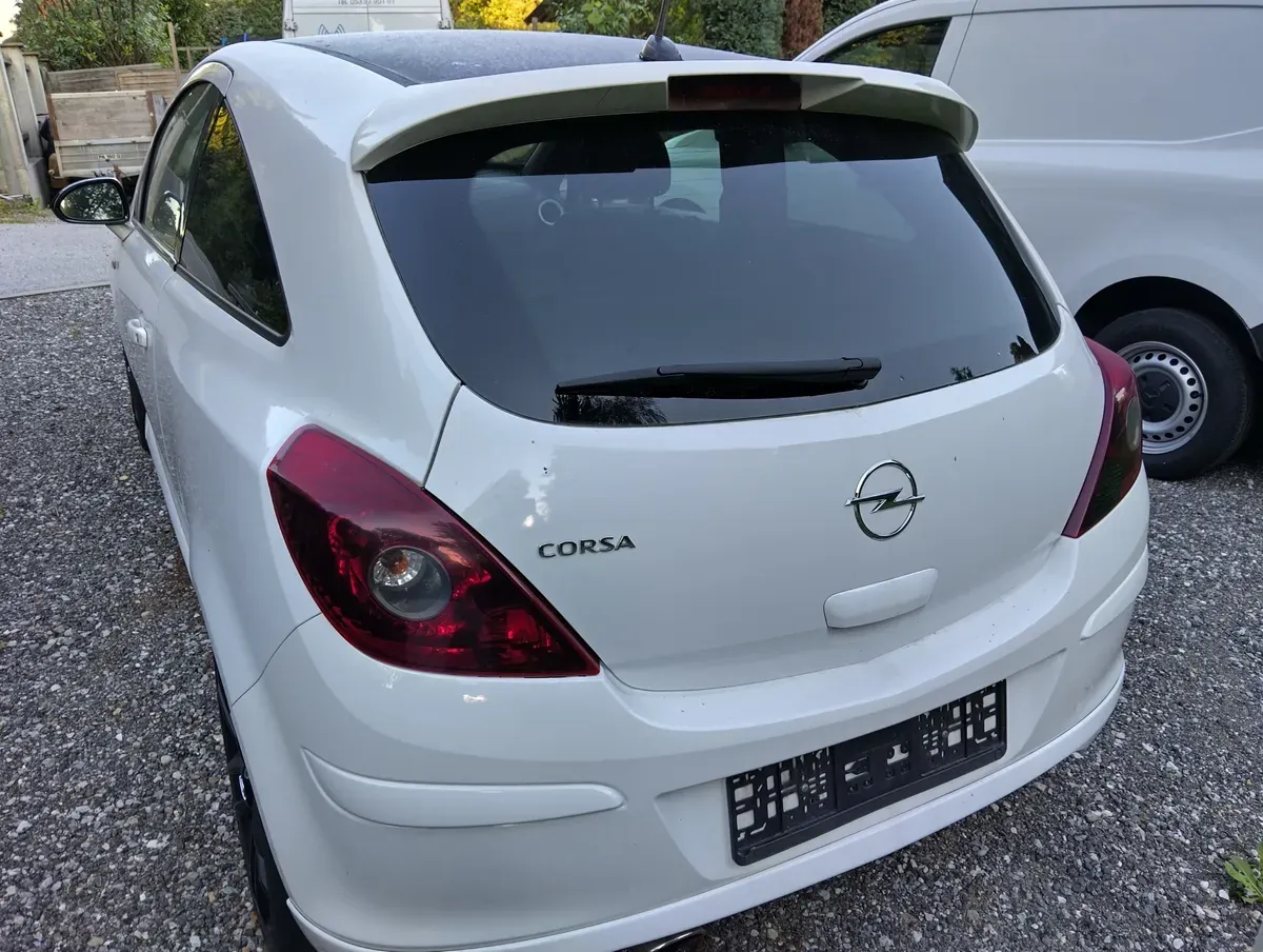 Opel Corsa 2009 photo 3