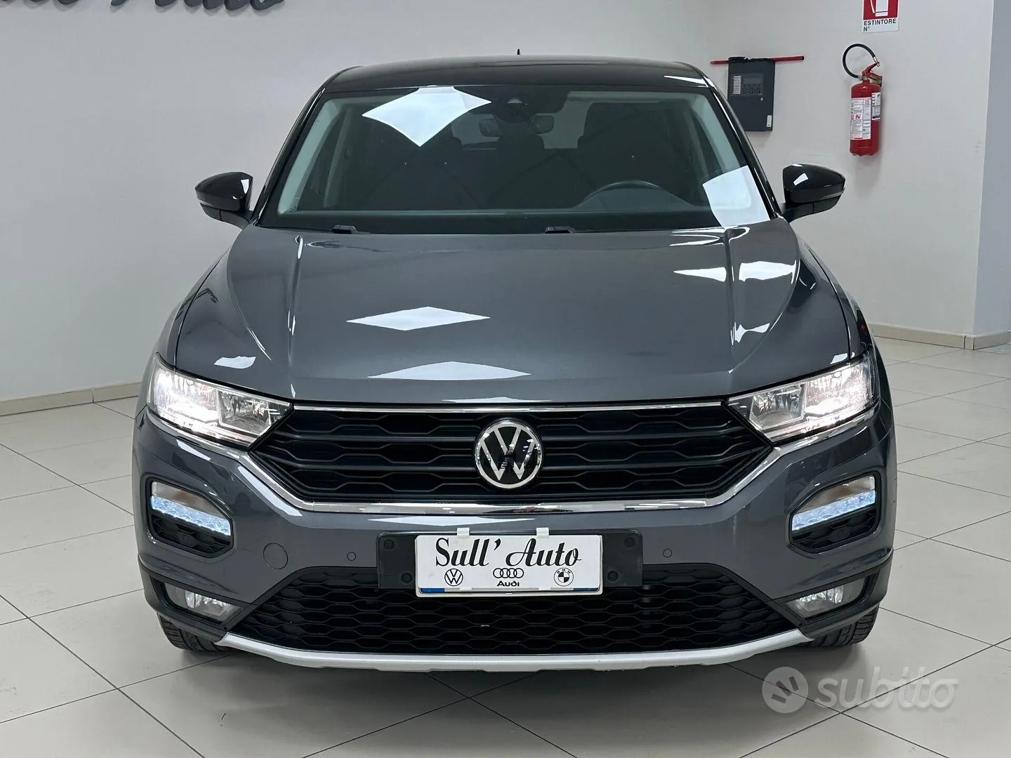 Volkswagen T-Roc 2021 photo 2