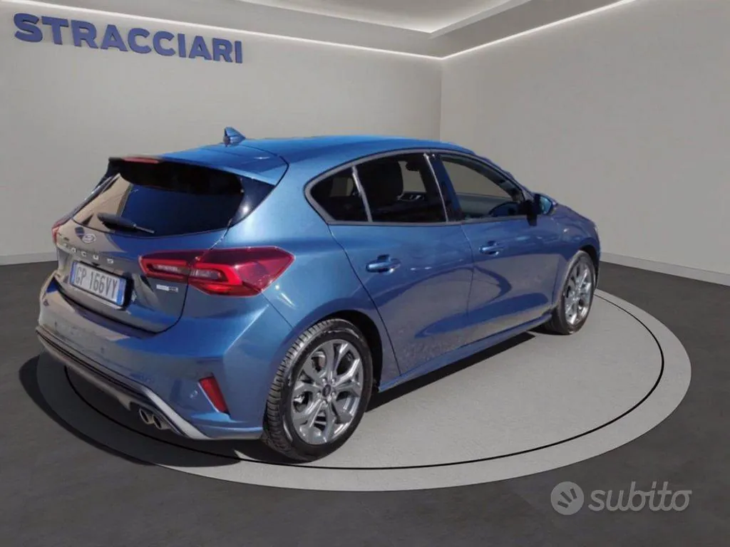 Ford Focus 2023 photo 4