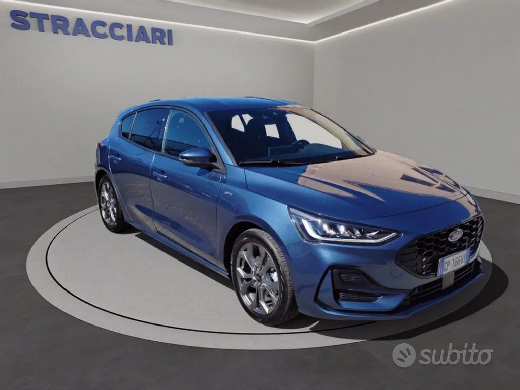 Ford Focus 2023 photo 3