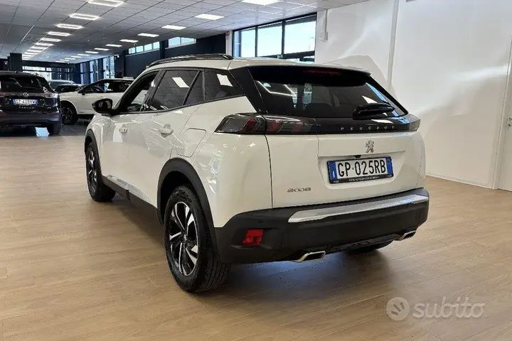 Peugeot 2008 2023 photo 5