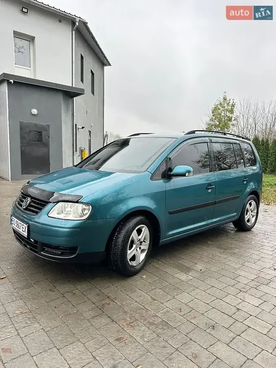 Volkswagen Touran 2004 photo 5