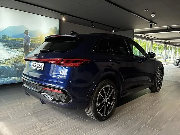 Audi Q5 2025 photo 3