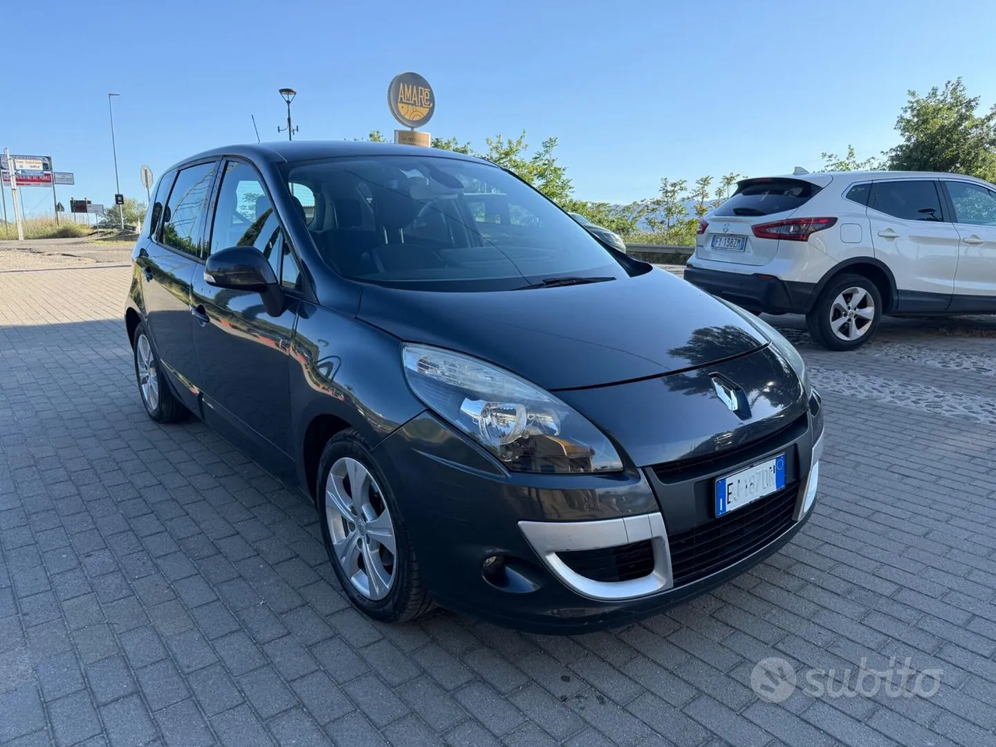 Renault Scenic 2011 photo 3