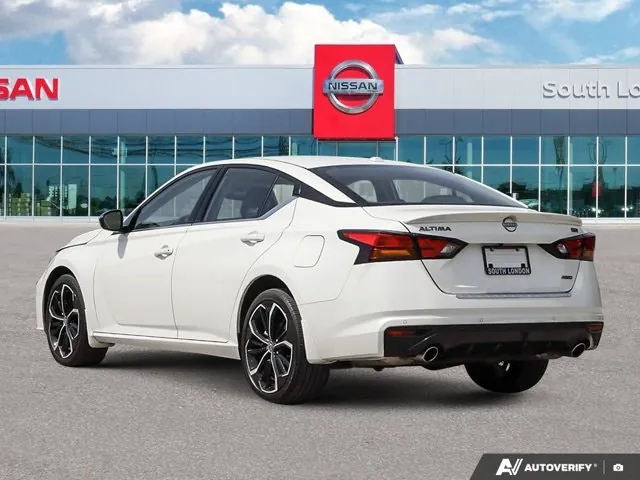 Nissan Altima 2024 photo 5