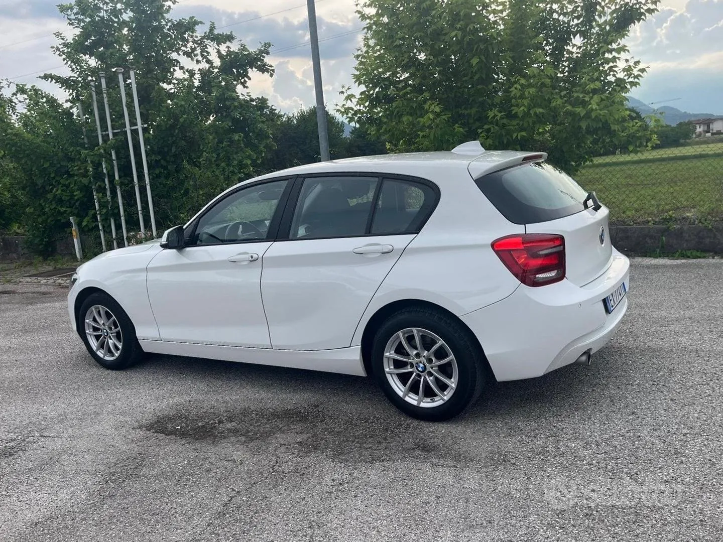 BMW 116D 2015 photo 2