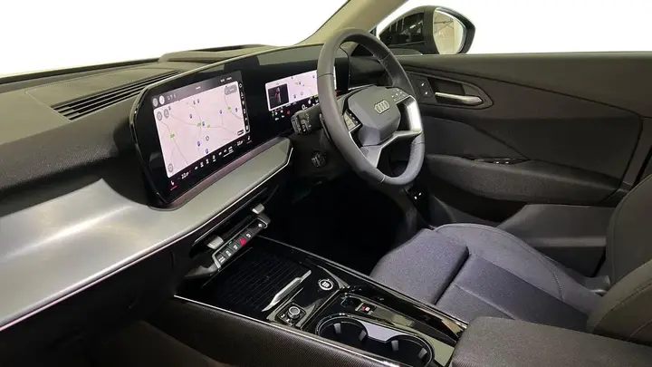 Audi Q3 2026 photo 2