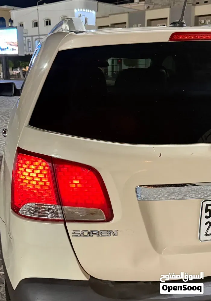 Kia Sorento 2012 photo 4