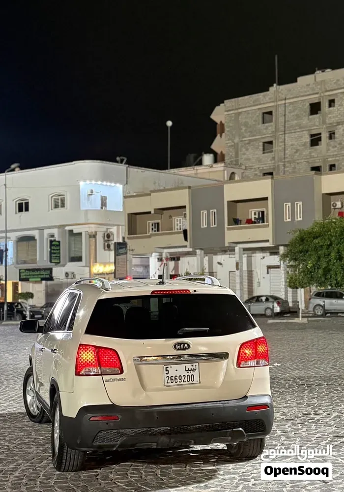 Kia Sorento 2012 photo 3