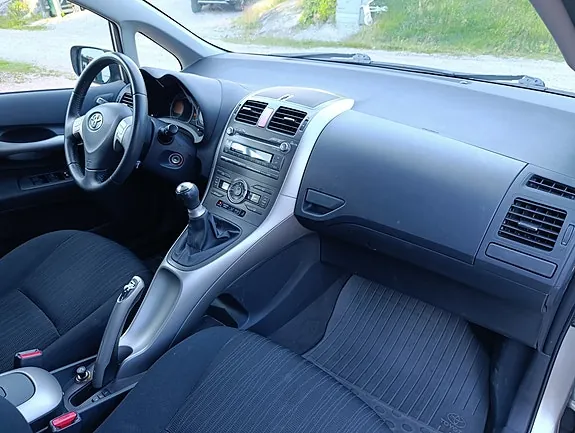 Toyota Auris 2007 photo 5