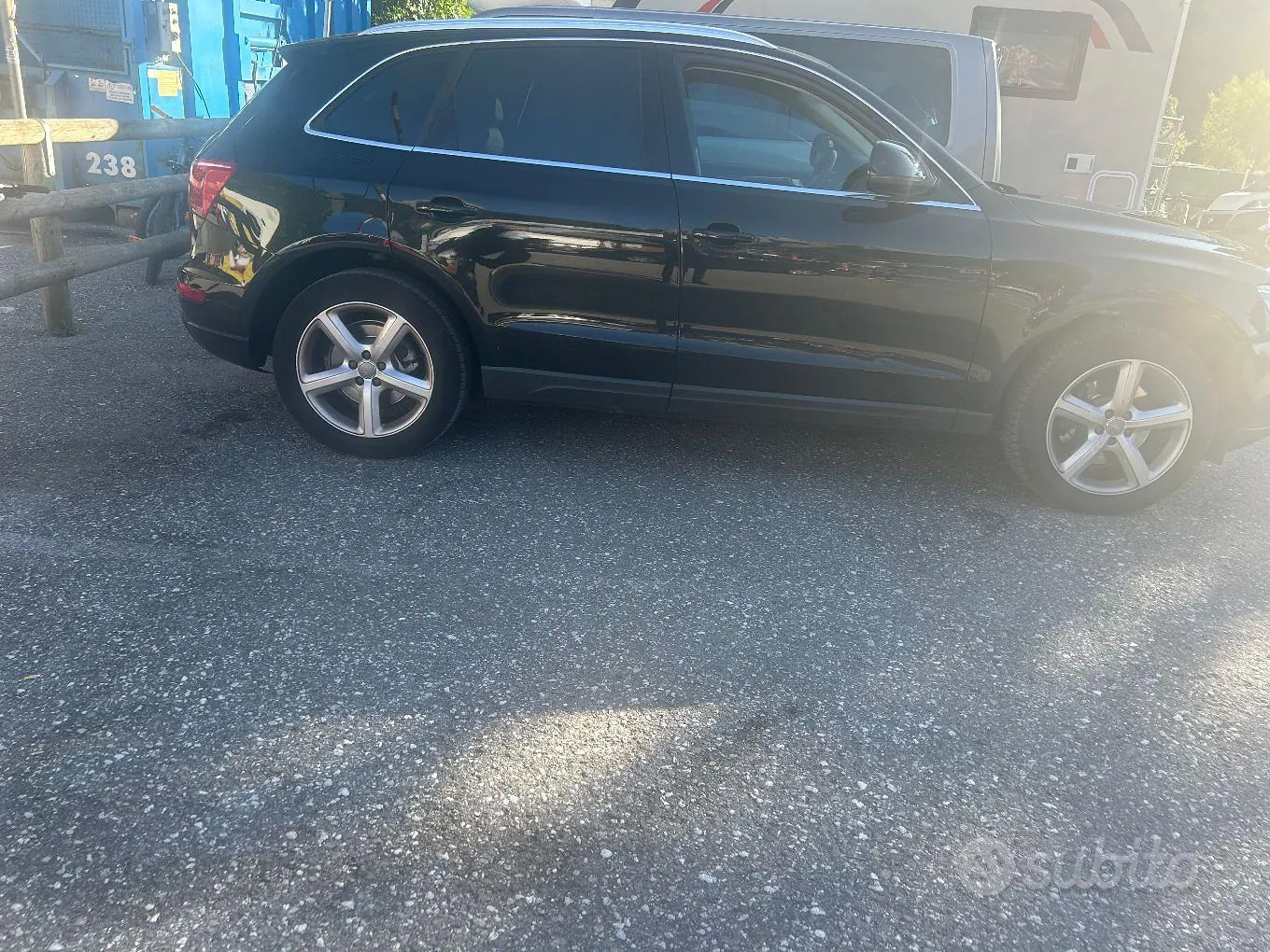 Audi Q5 2009 photo 2
