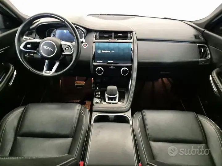 Jaguar E-Pace 2022 photo 4