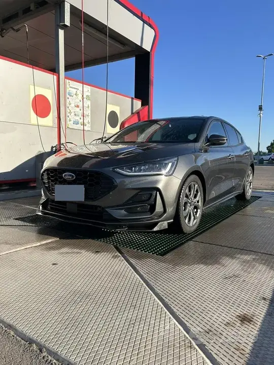 Ford Focus 2025 photo 3