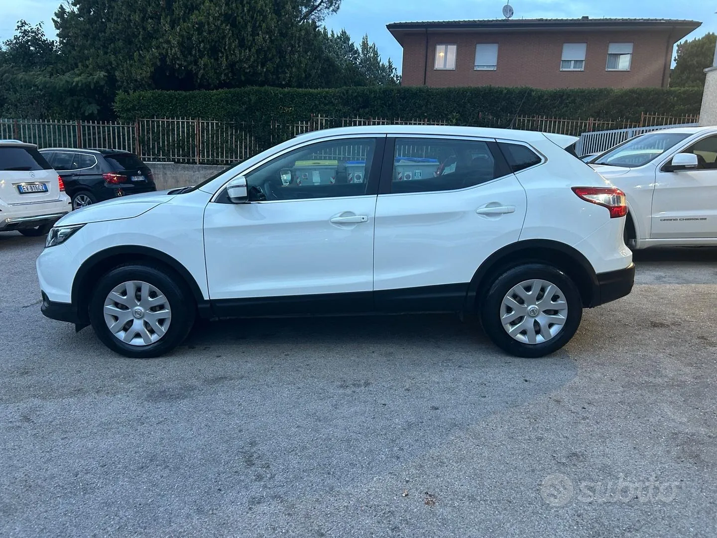 Nissan Qashqai 2015 photo 4