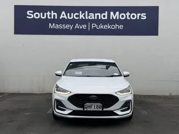 Ford Focus 2023 photo 3