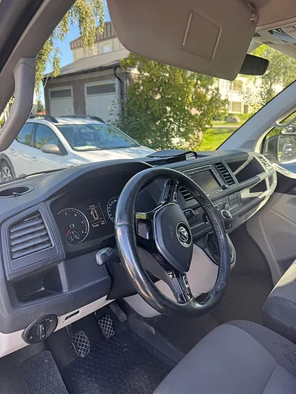 Volkswagen Transporter 2017 photo 5