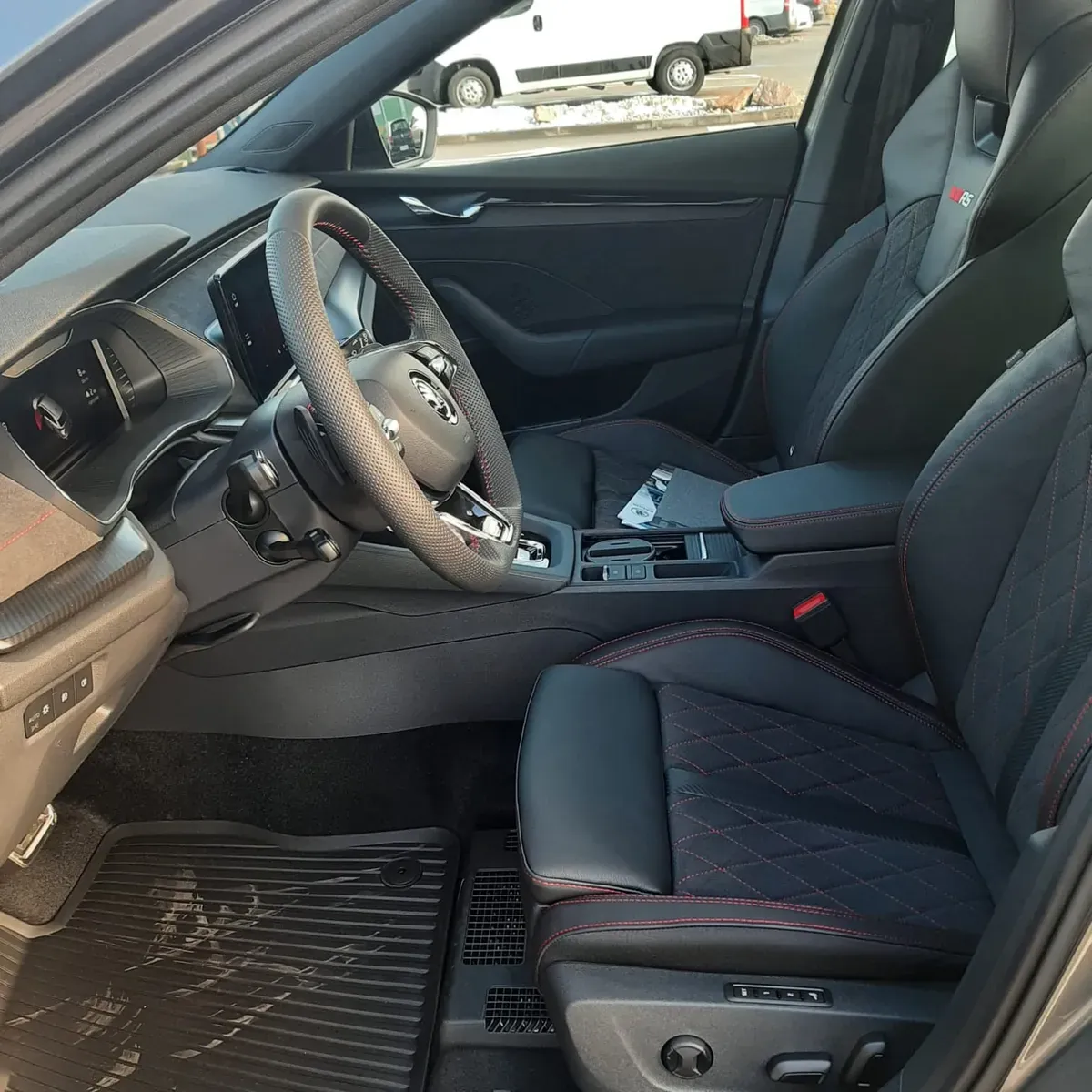 Skoda Octavia 2023 photo 3
