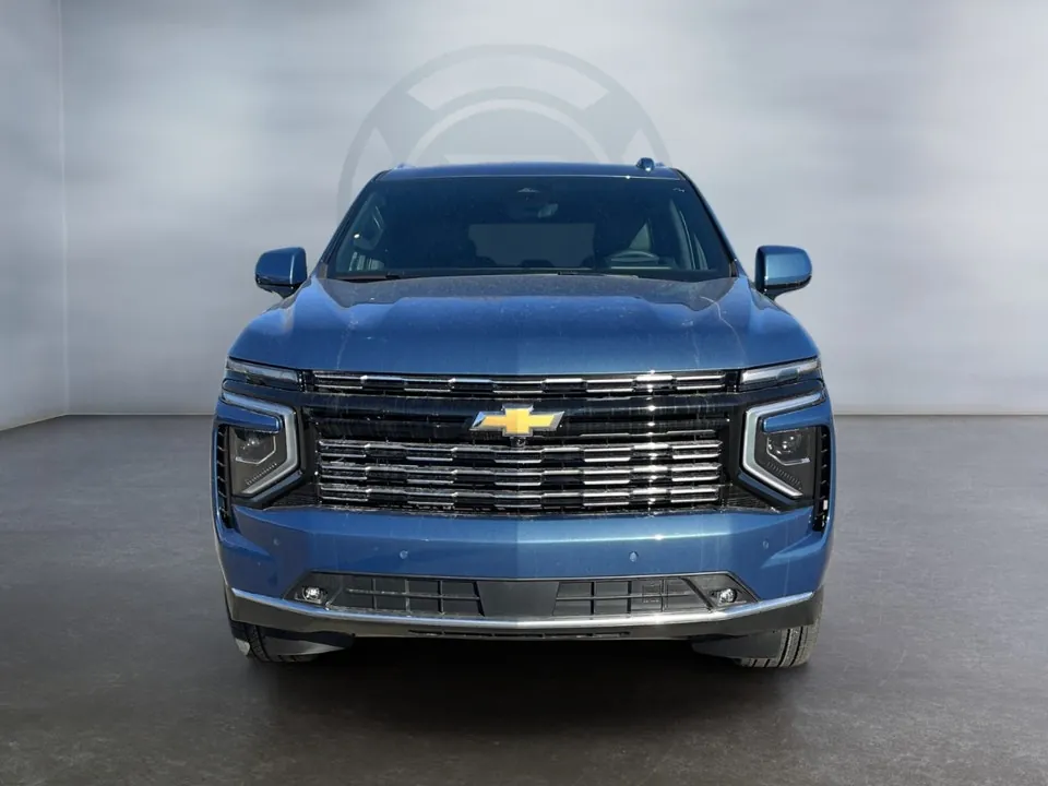 Chevrolet Tahoe 2026 photo 2