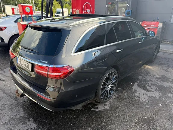 Mercedes-Benz E300 2021 photo 5