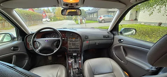 Saab 9-5 2005 photo 2