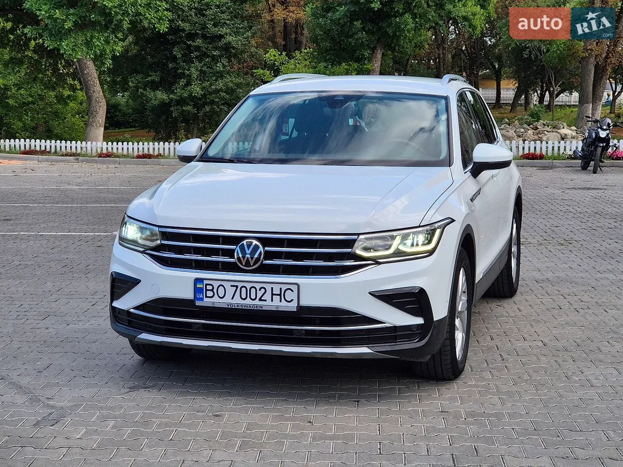 Volkswagen Tiguan 2021 photo 2