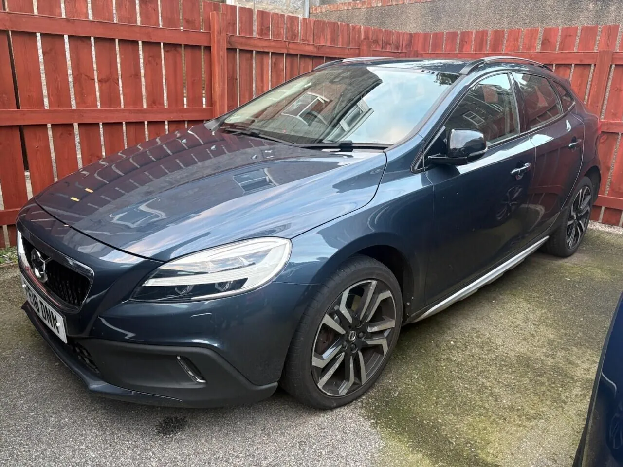 Volvo V40
