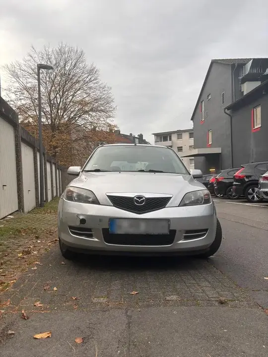 Mazda Mazda2