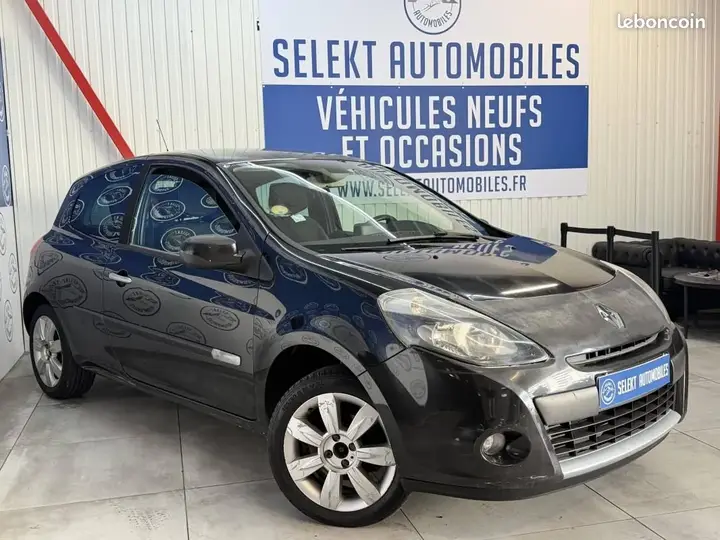 Renault Clio 2010 photo 3