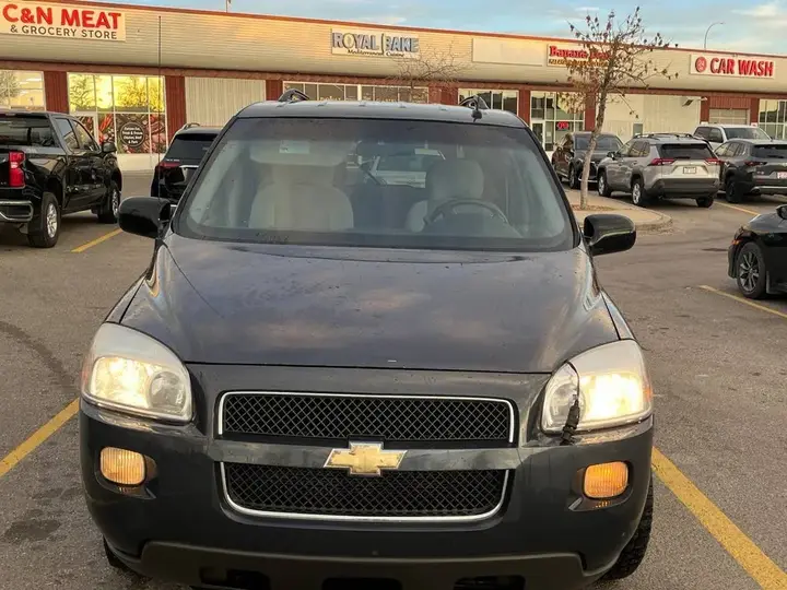 Chevrolet Uplander 2009 photo 2