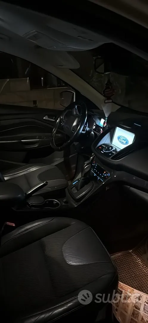 Ford Kuga 2016 photo 2