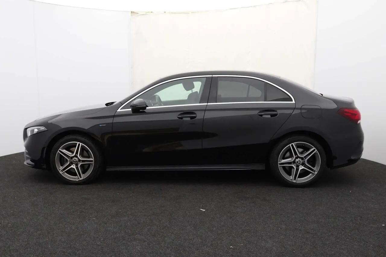 Mercedes-Benz A-Class 2020 photo 4