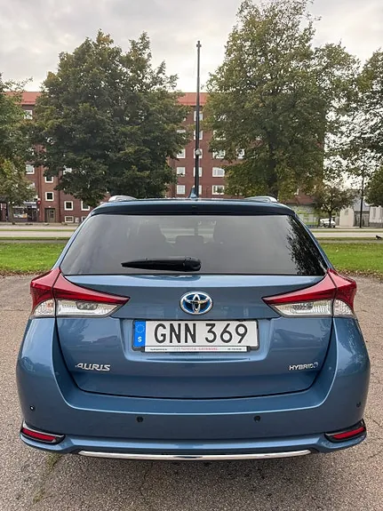 Toyota Auris 2017 photo 2