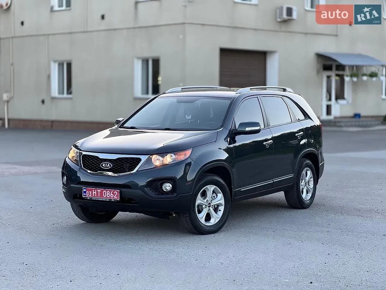Kia Sorento 2012 photo 2