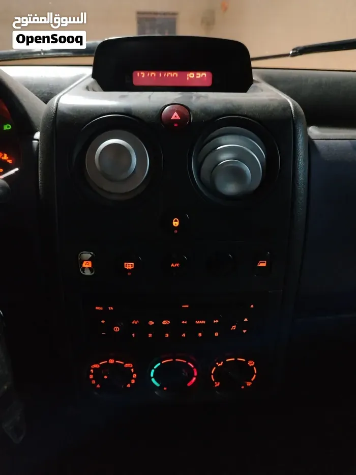 Citroen Berlingo 2001 photo 4