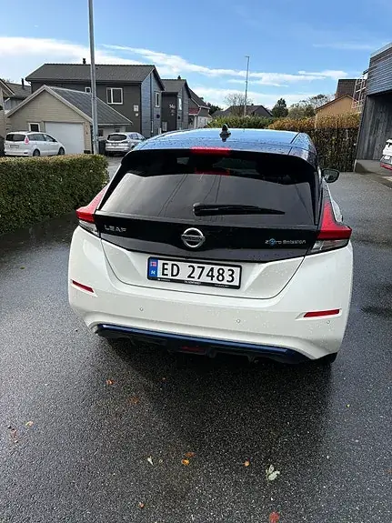 Nissan Leaf 2021 photo 4