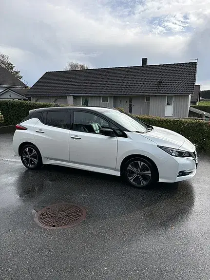 Nissan Leaf 2021 photo 3