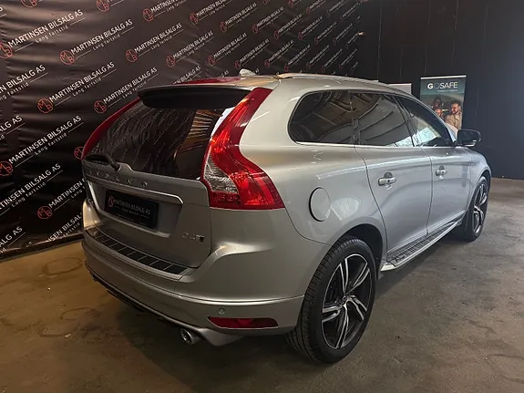 Volvo Xc60 2017 photo 2