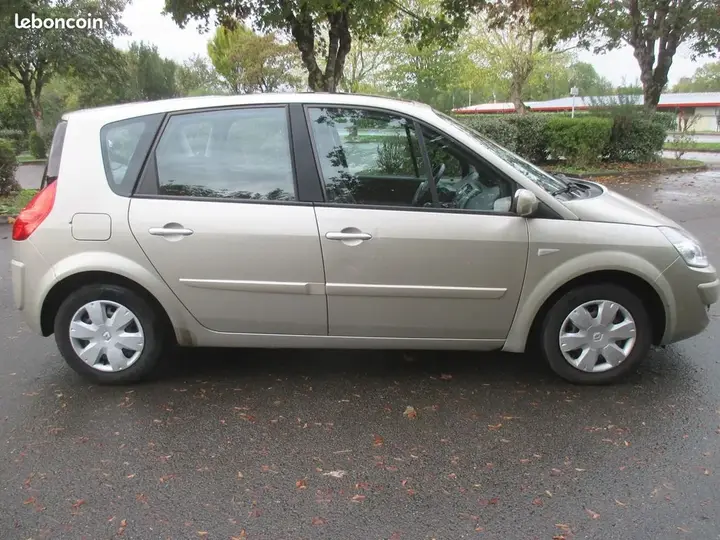 Renault Scenic 2007 photo 4