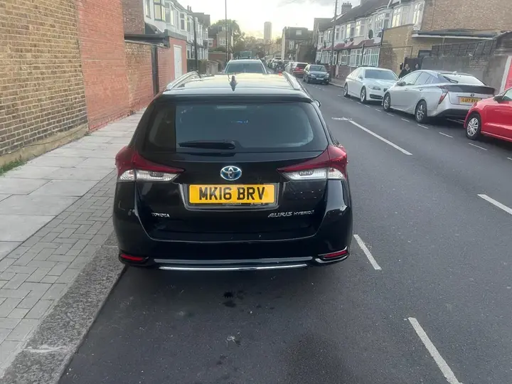 Toyota Auris 2016 photo 2