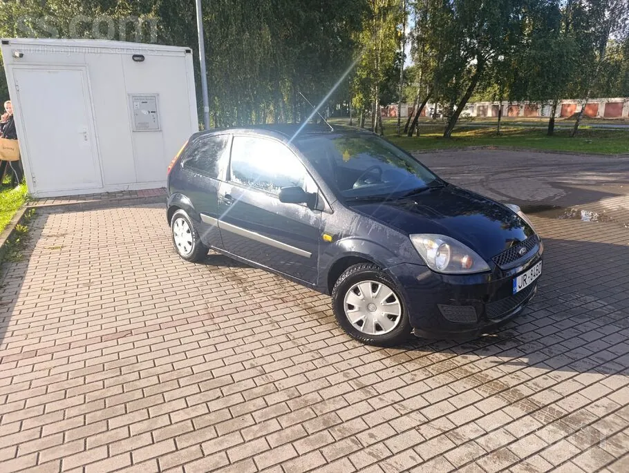 Ford Fiesta 2007 photo 2