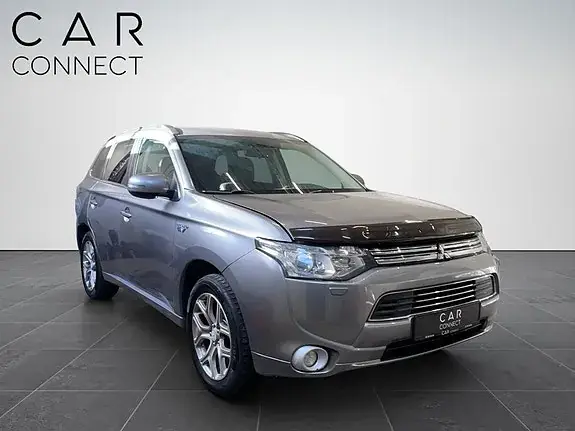 Mitsubishi Outlander 2015 photo 3