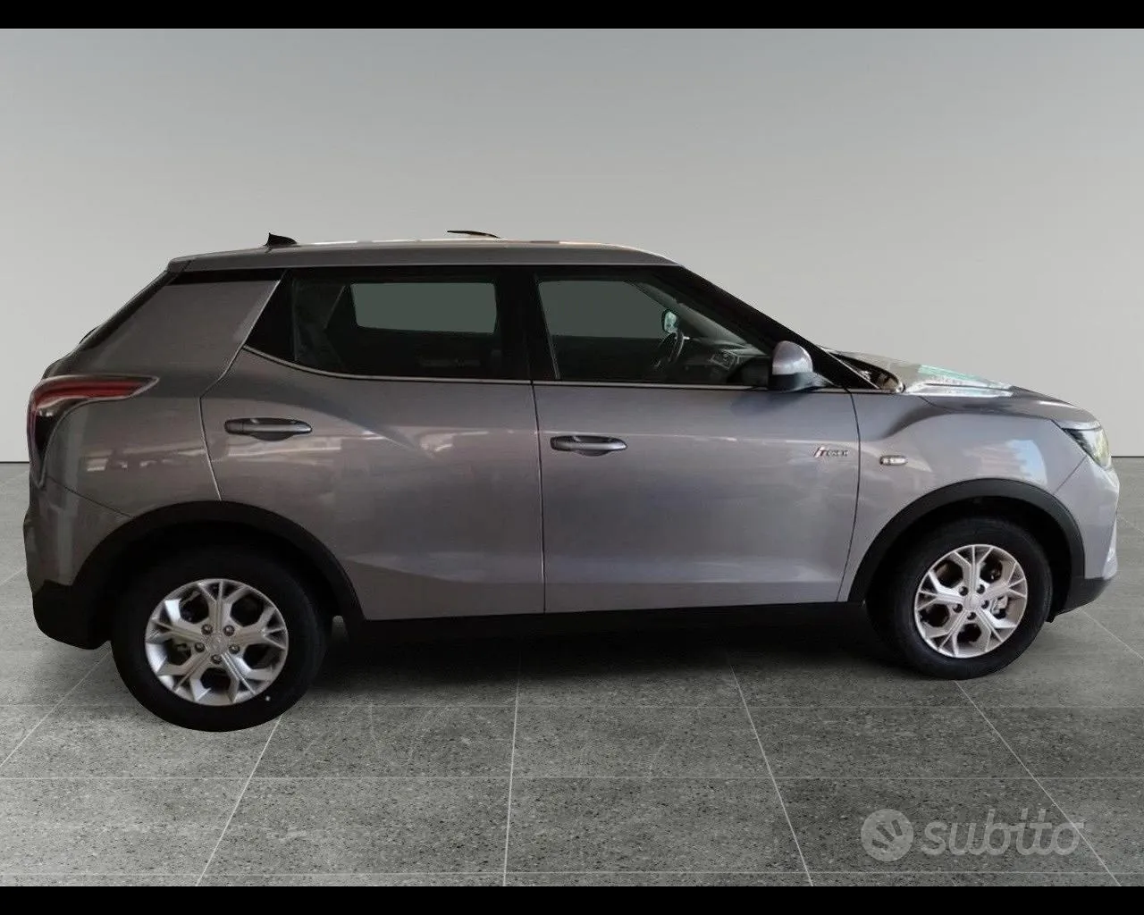 KG Mobility Tivoli photo 5