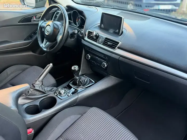 Mazda 3 2014 photo 3