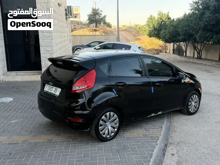 Ford Fiesta 2012 photo 4