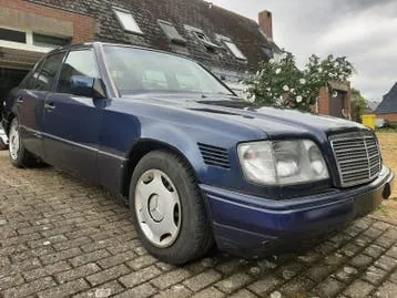 Mercedes-Benz E250