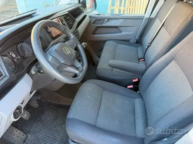 Volkswagen Transporter 2021 photo 5