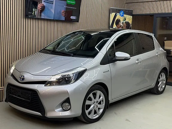 Toyota Yaris 2014 photo 3